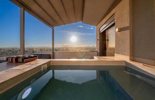 Elite Penthouse with Heated Pool and SkylineView - Foto 62