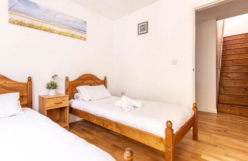 Sea views, Cornwall, Portreath, hot tub, sauna - Photo 25