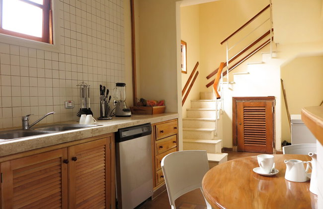 Presidents Suite, Knocking on Cuba - Photo 11