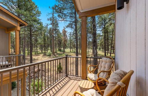 Elegant New Construction Bungalow with Scenic Forest Views - Photo 4