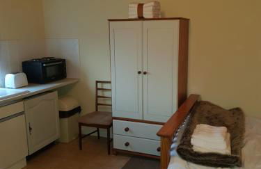 Amazingly quiet and peaceful studio getaway. - Foto 10