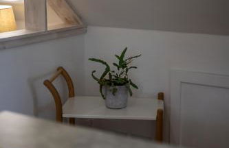 Modern and Stylish WoodHous - Photo 19