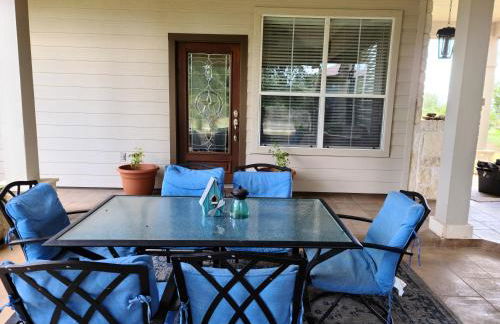 Hill Country Haute n Haus Relax and Renew - Photo 2