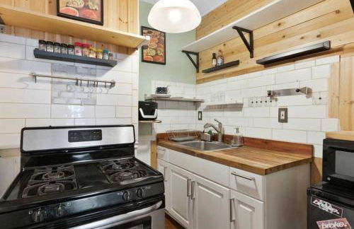 Beautiful Studio Apartment in Historic House - Foto 6