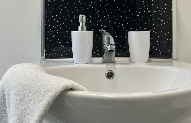 BV Royal Comfy Studiosuite Queensgate Huddersfield - Foto 64