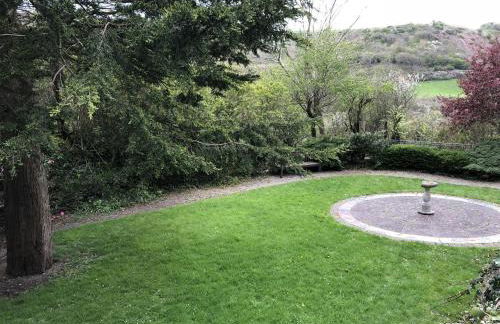 Castle Rock Llangrannog - Photo 18