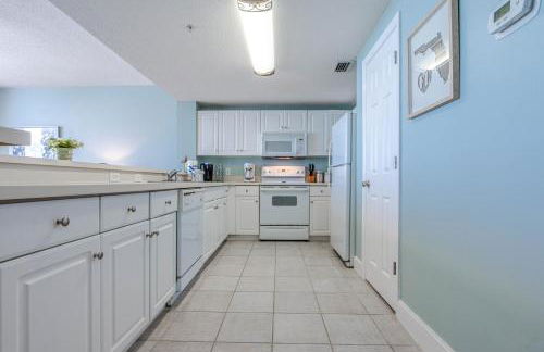 Majestic Beach Resort #1613-1 by Book That Condo - Foto 12