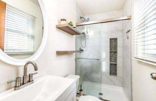 Nall Hills Gem! Great location & new interior! - Foto 23