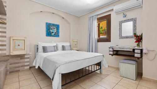 Spetses Center Comfy Apartment - Photo 2