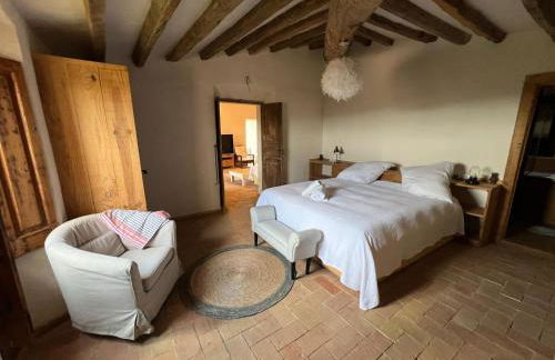 CASA RURAL DE ENSUEÑO EN CANTALLOPS CON 9 HABITACIONES DOBLES CON BAÑOS PRIVADOS Y PISCINA DE 20M x 2,70M - Foto 46