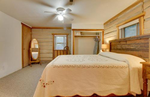 Cozy Augusta Cabin with Furnished Deck and Grill! - Foto 11