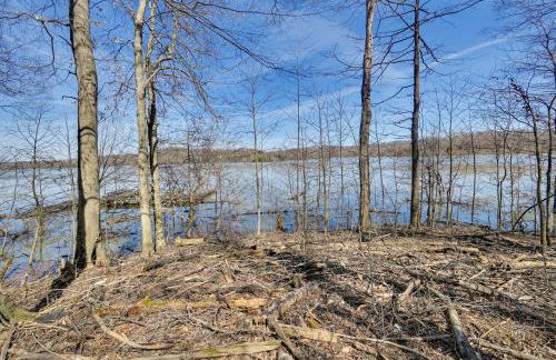 Lakefront Home with Deck, Near Mammoth Cave Park! - Foto 40