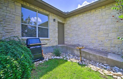 Cozy Texas Retreat with Patio, Grill and Fire Pit! - Foto 18