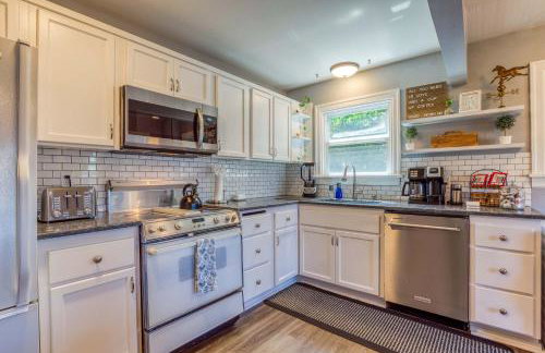 Modern 2 Bedroom Farmhouse Cottage with Hot Tub in Snohomish - Foto 2