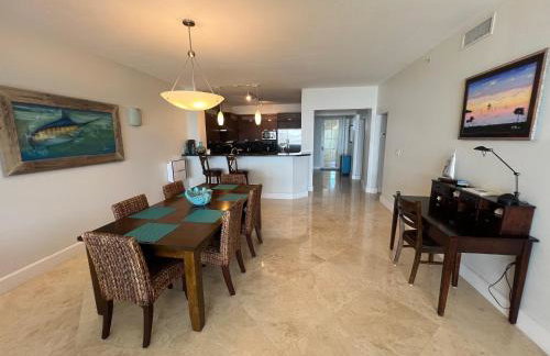 FULL TIME LIC Mgr - LUXURIOUS 3 BED 3 BATH OCEANFRONT SUITE - UPSCALE OCEANFRONT RESORT - INDOOR PICKLEBALL - SPEAKEASY! - Foto 15