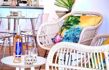 LE ROCAMARE -Superb-Atypical Sea view-A.C-WIFI - Foto 8