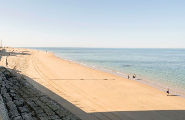 Velbar in Cadiz With 3 Bedrooms and 1 Bathrooms - Foto 27