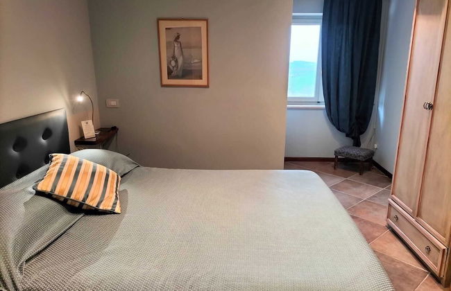 TENUTA MONVILLONE COUNTRY HOUSE & RESTAURANT - Foto 2