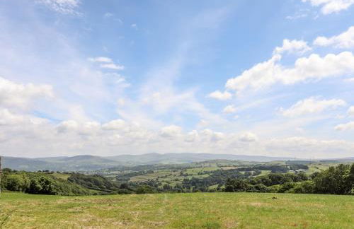 Hilltop Lodge - Photo 29