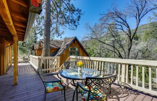 9 Mi to Bass Lake Cabin with Fire Pit in Wishon! - Foto 25