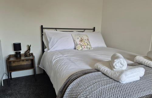 2 Bed Maisonette with Sofa Bed - Ideal for Groups #26C - Foto 55