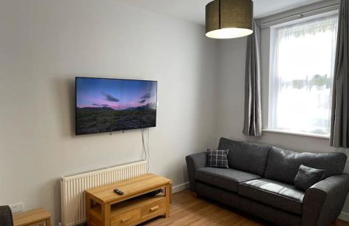 Hot Tub, Newly refurbished 4 bed, Dog friendly. - Foto 12