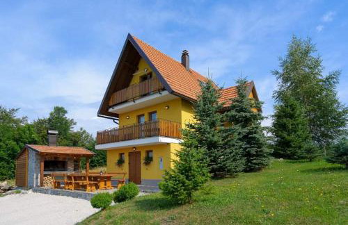 Poli Baneta - Foto 1