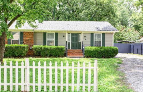 Sunset Cottage 2 bed 1 bath Pet-Friendly - Foto 2