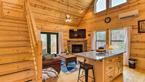 Cozy Mtn Cabin Spacious Deck and Forest Views! - Foto 3