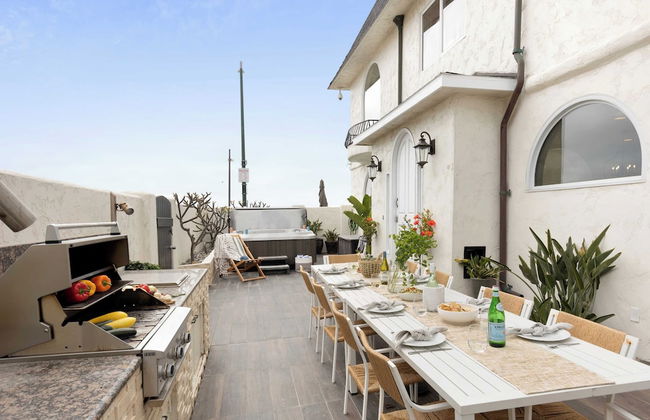 Shoreline by Avantstay Spectacular Beachfront Home w/ Fire Pit, Spa & Pool Table - Foto 7