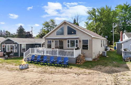 Sauna, Game Room, and Beach Front on Houghton Lake - Foto 38