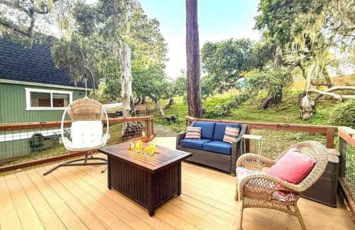 Forest Home with Deck, EV Station, King Beds - Foto 39