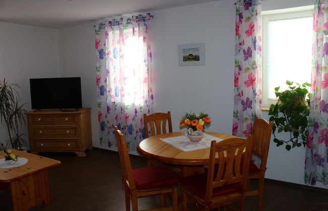 Cosy Apartment in Weissig With Garden - Photo 67