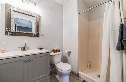 Lakeside Retreat with Private Boat Ramp home - Foto 9