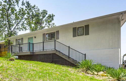 Table Rock Lake Hideaway with Deck Bring Your Boat! - Photo 38