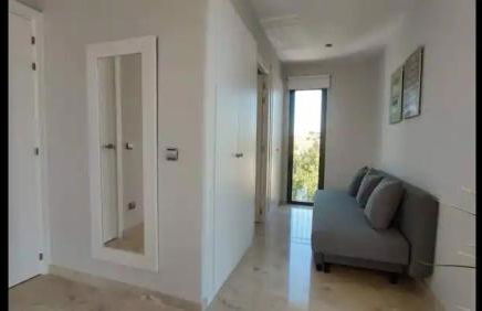 Fabuloso y amplio Duplex en Urb Jardines de Sotogrande - Foto 22