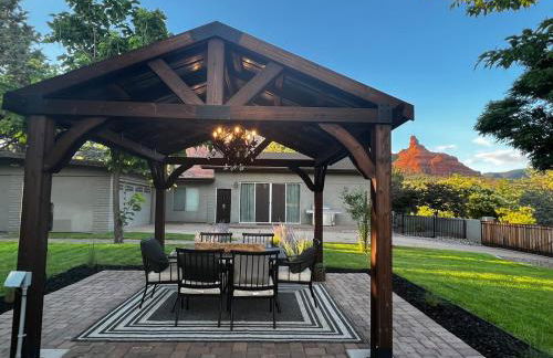 Sedona Uptown Gem!Large yard w grass and shade trees! Views!! NEW! BARREL SAUNA!!! Close to trails, walk to Uptown Sedona, restaurants and shopping - Foto 23