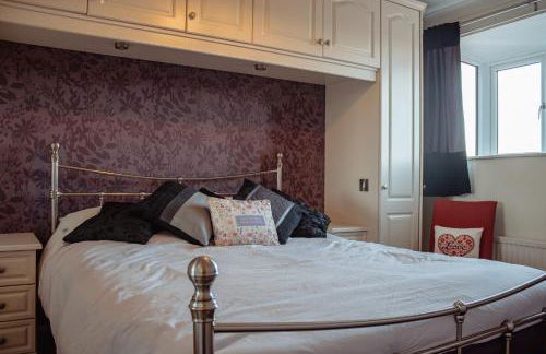 Spacious 5-Bed Detached Home in Charming Tadcaster - Foto 2