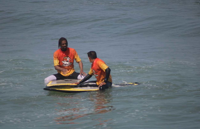Curso de surf en Playa Makaha - Foto 10