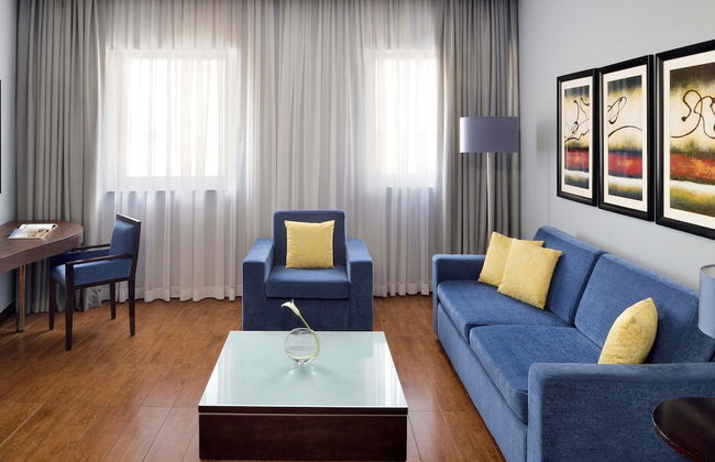 Movenpick Hotel Apartments Al Mamzar Dubai - Photo 14