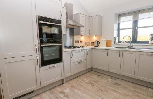 Grimsditch Dairy - Photo 8