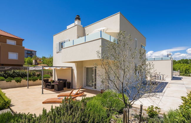 Stunning Villa Sofia With Heated Pool IN Split Hinterland - Foto 49