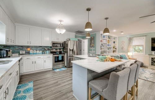 Emerald Isle Beach House Walk to the Sand! - Foto 8