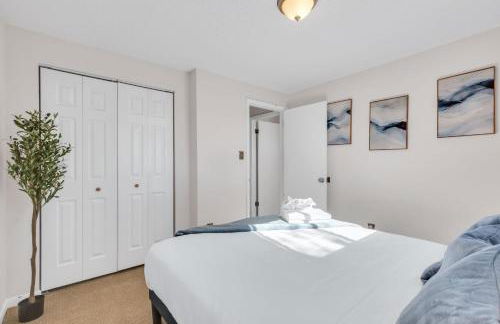 6BD Near DT - BBQ Grill, Games & Football Fun - Photo 50