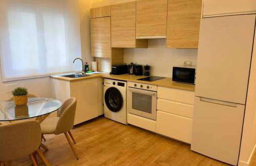 Apto Reformado con encanto by URBANHOSTS - Foto 8