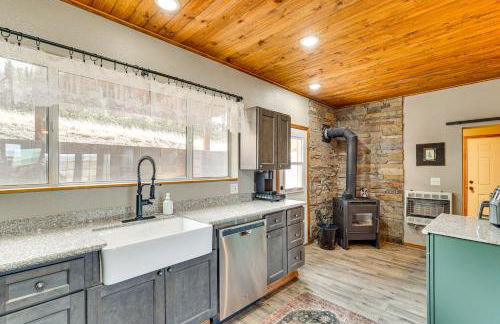 3 Mi to Trails Secluded Eagar Cabin with Mtn Views! - Foto 7