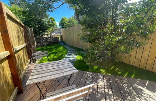 LE ROCHER- Belle maison de charme -Jardin/Parking - Photo 13