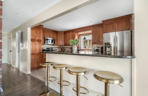 Modern 3BR Near EWR, Parking, 25 Min NYC - Foto 9