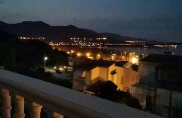 LULA 'S HOUSE - Photo 50