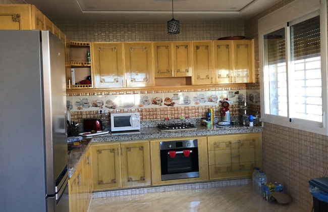 Luxurious House in Morocco Overlooking the Mediterranean Sea - Photo 1